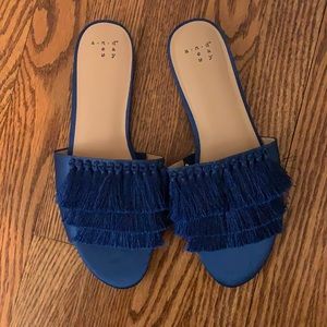 Tassel slide sandals